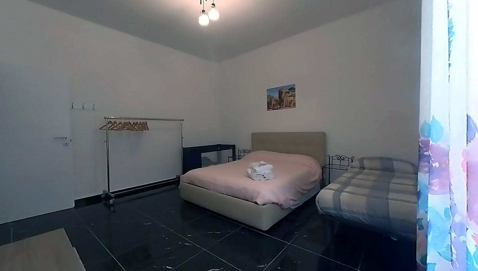 Tra Centro E Mare - Intero Appartamento Con Parcheggio Savona Luaran gambar